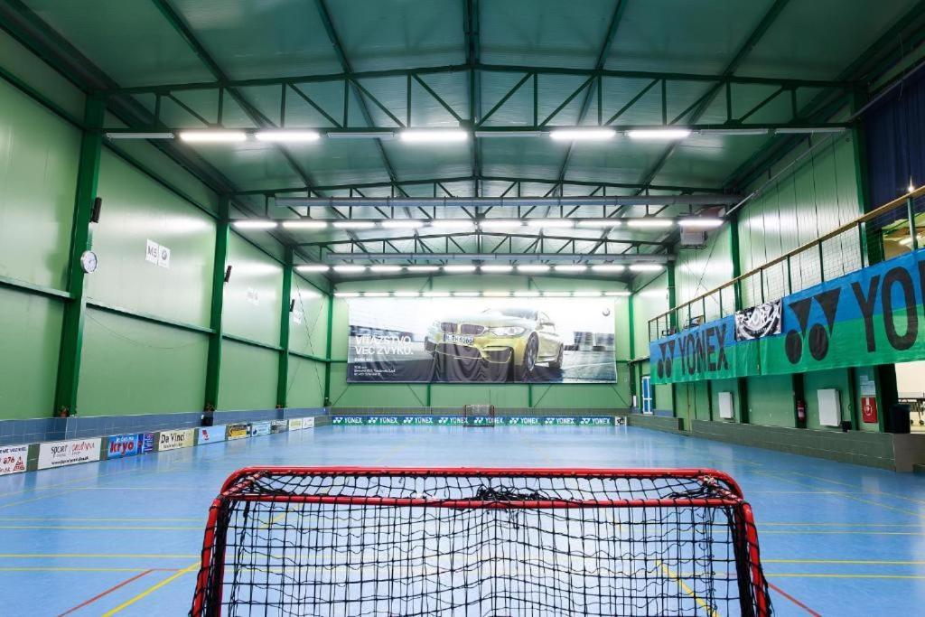 Penzion Arenaostrov Trencin Bagian luar foto