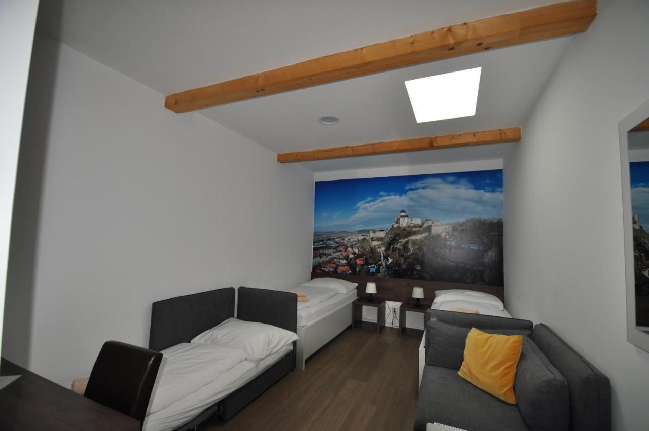 Penzion Arenaostrov Trencin Bagian luar foto